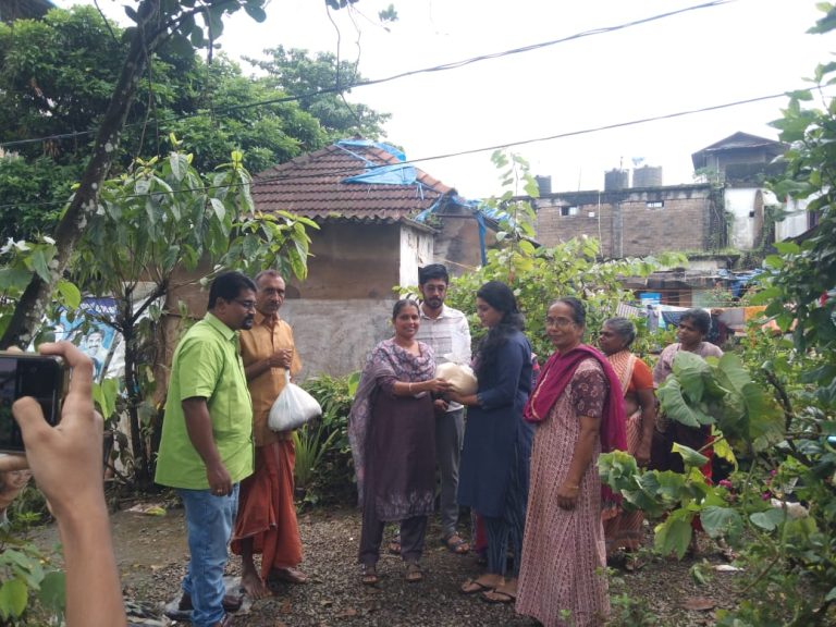 ആരും തിരിഞ്ഞു നോക്കാതിരുന്ന പ്രളയ ദുരിതം അനുഭവിക്കുന്നവർക്ക്,കൈത്താങ്ങുമായിക്രിസ്ത്യൻ ഏജൻസി ഫോർ റൂറൽ ഡെവലപ്മെൻ്റ്